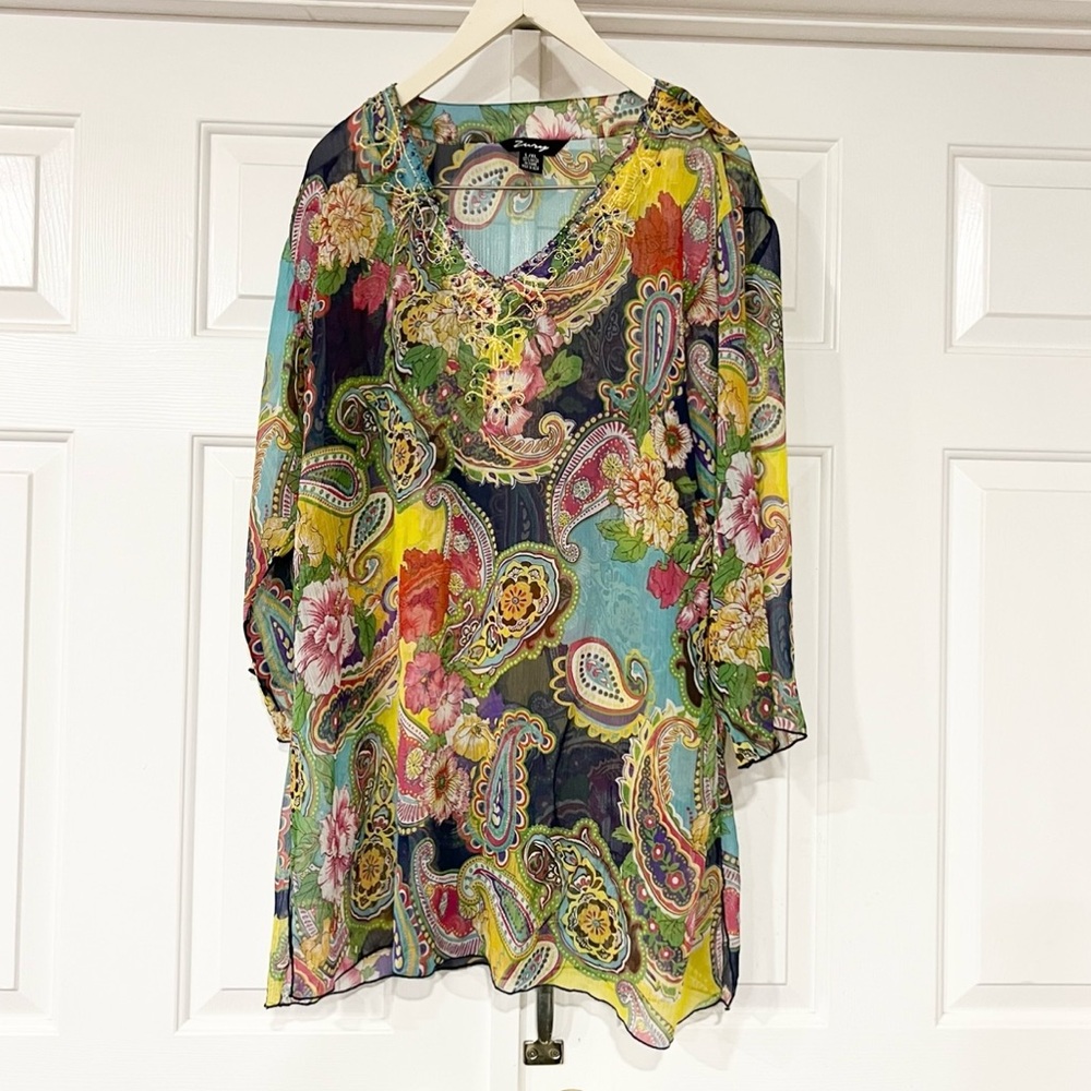Zury | Floral Paisley Print Art to Wear Top
